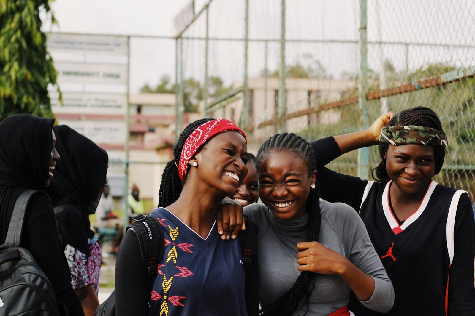 Carté ambassadors smiling together on campus